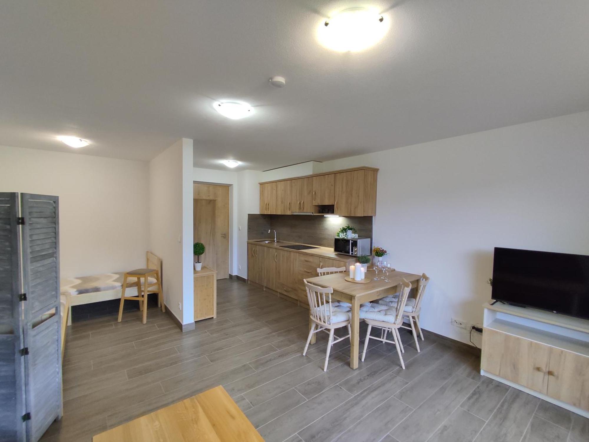 Hojsova Straz Brcalnik Hannzi Apartment *