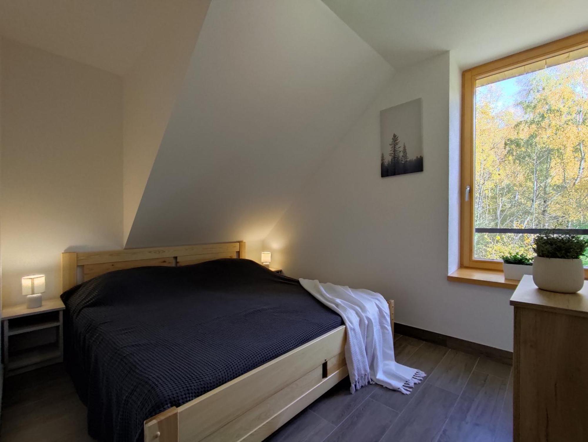 Hojsova Straz Brcalnik Hannzi *